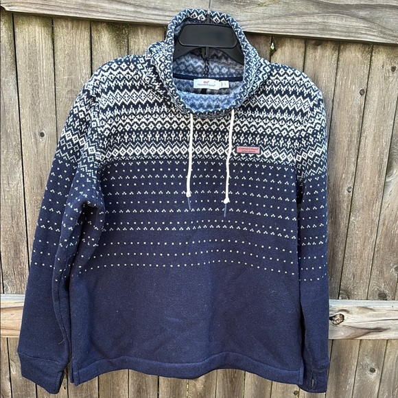 Vineyard Vines Sweaters - Vineyard Vines large cowl neck fleece!
